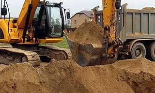 Выкопать яму экскаватором в Можге от 946 руб. - 2Землекопа-Мжг
