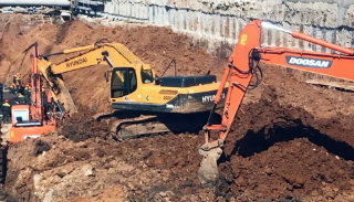 Разработка котлована экскаватором под фундамент в Можге — цена от 2626 руб. | 2Землекопа-Мжг